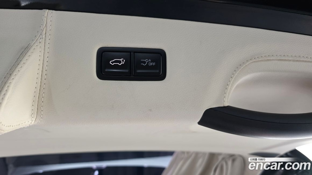 Kia Carnival 9-Seater Hi Limousine (Special Vehicle), 2025