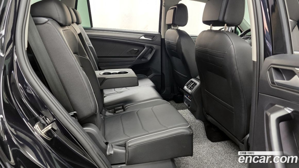 Volkswagen Tiguan 2.0 TSI Prestige, 2023