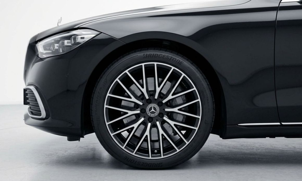 Mercedes-Benz S-Class S580L 4MATIC, 2025