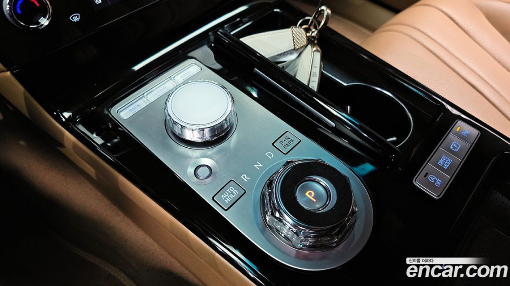 Genesis G80 Gasoline 2.5 Turbo AWD, 2025