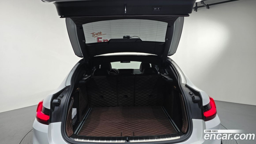 BMW X4 xDrive20i M Sports Pro, 2022
