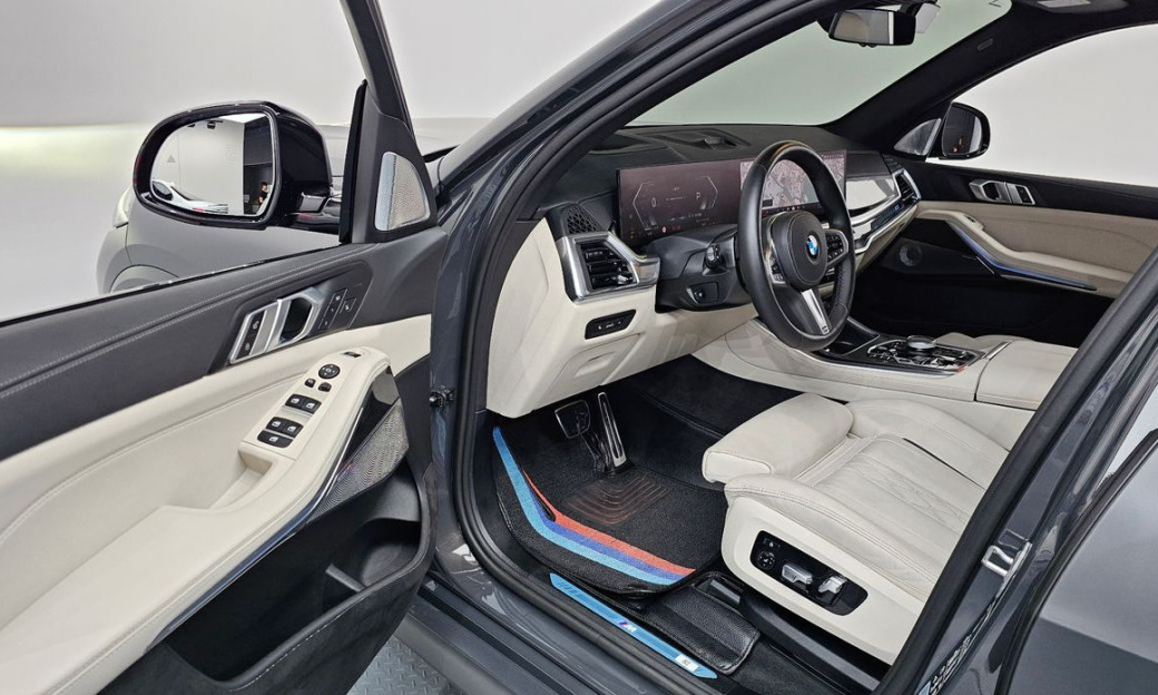 BMW X5 xDrive 40i M Sport, 2025