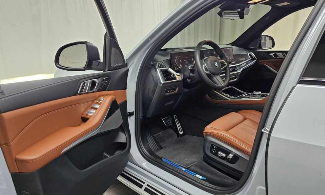 BMW X7 xDrive 40i M Sport 6STR, 2025