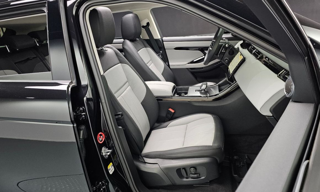 Land Rover Range Rover Evoque P250 Dynamic SE, 2025