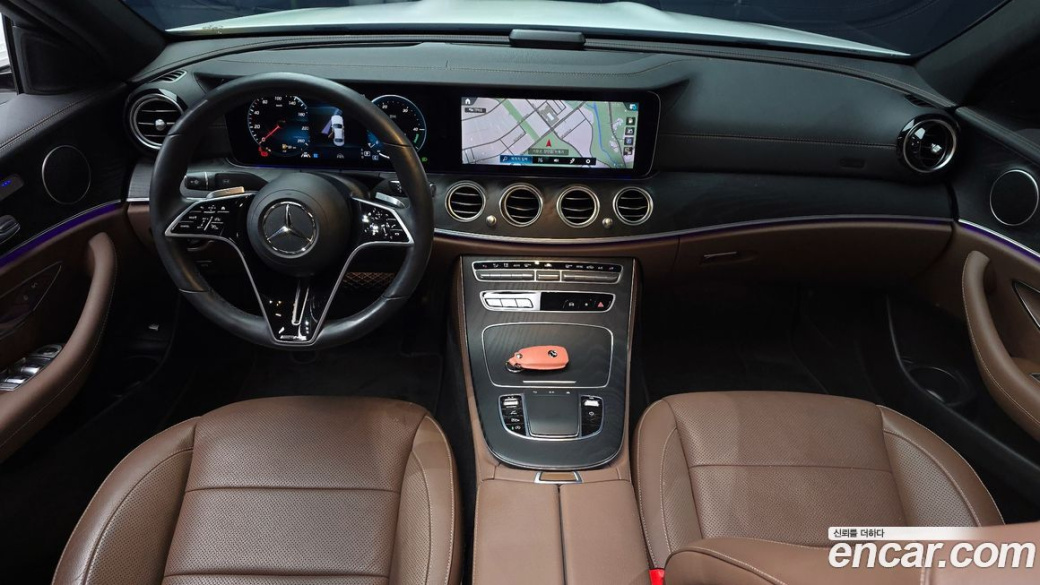 Mercedes-Benz E-Class E250 AMG Line, 2023
