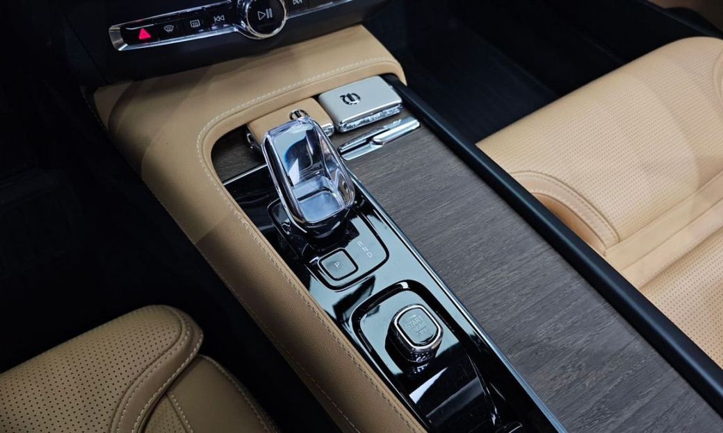 Volvo V90 B5 Ultimate AWD, 2023