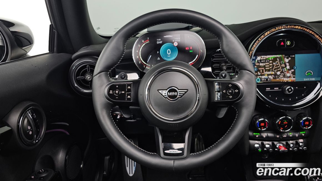 Mini Cooper JCW, 2022