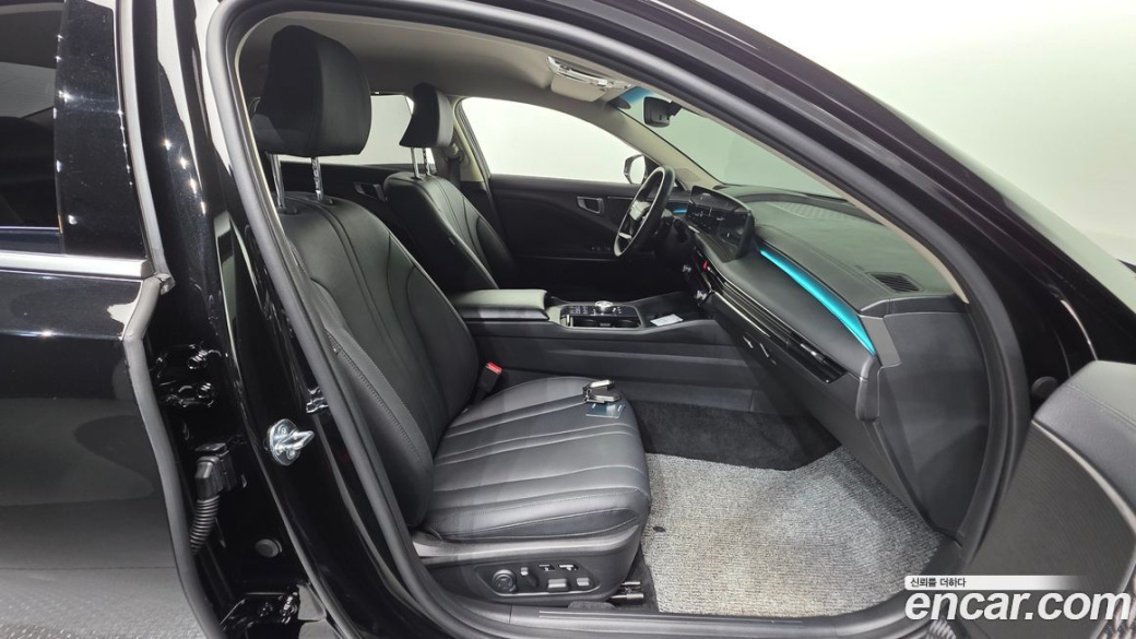 Kia K8 2.5 Gasoline 2WD, 2025