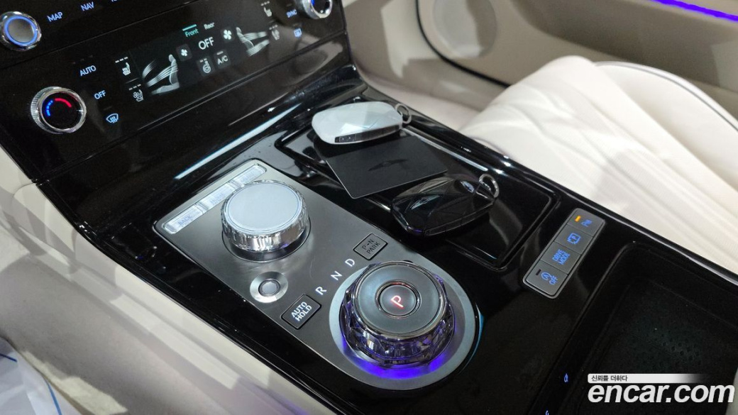 Genesis G80 Gasoline 2.5 Turbo AWD, 2025