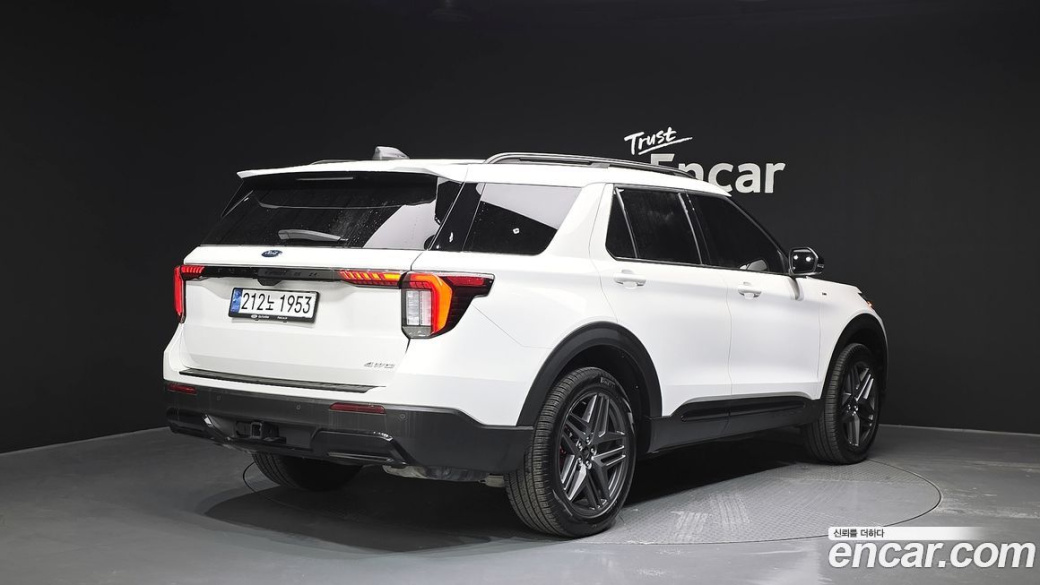 Ford Explorer 2.3 ST-Line 4WD, 2025