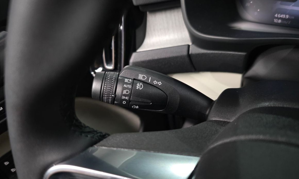 Volvo XC40 B4 Ultra Bright, 2026