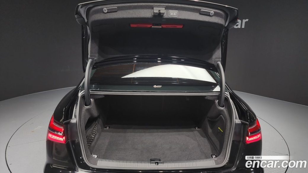 Audi A6 45 TFSI Premium, 2023