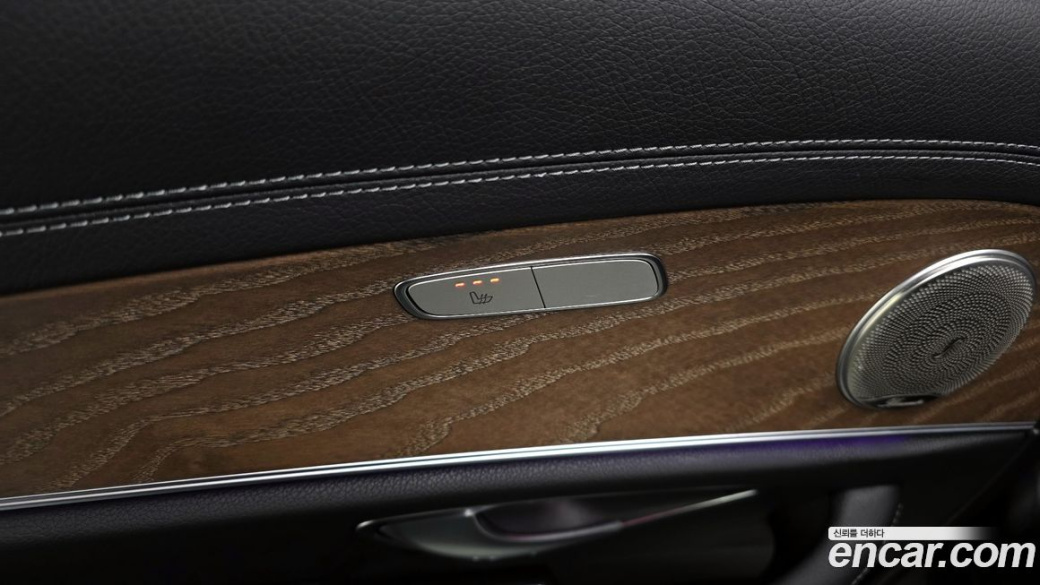 Mercedes-Benz E-Class E220d 4MATIC Exclusive, 2021
