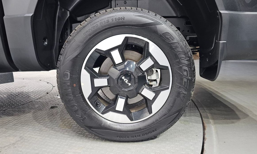 Kia Tasman 2.5T Gasoline 4WD, 2026