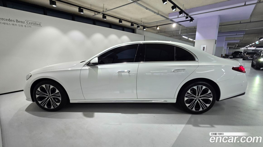 Mercedes-Benz E-Class E220d 4MATIC Exclusive, 2024