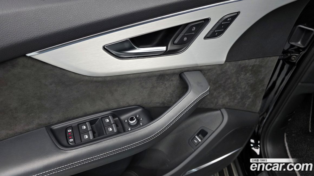 Audi Q7 55 TFSI Quattro Premium, 2022