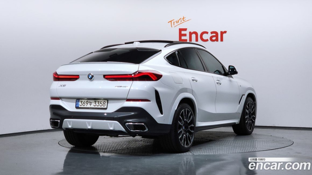 BMW X6 xDrive40i M Sport, 2024