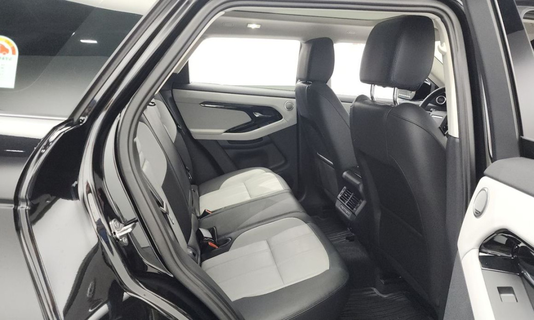 Land Rover Range Rover Evoque P250 Dynamic SE, 2024