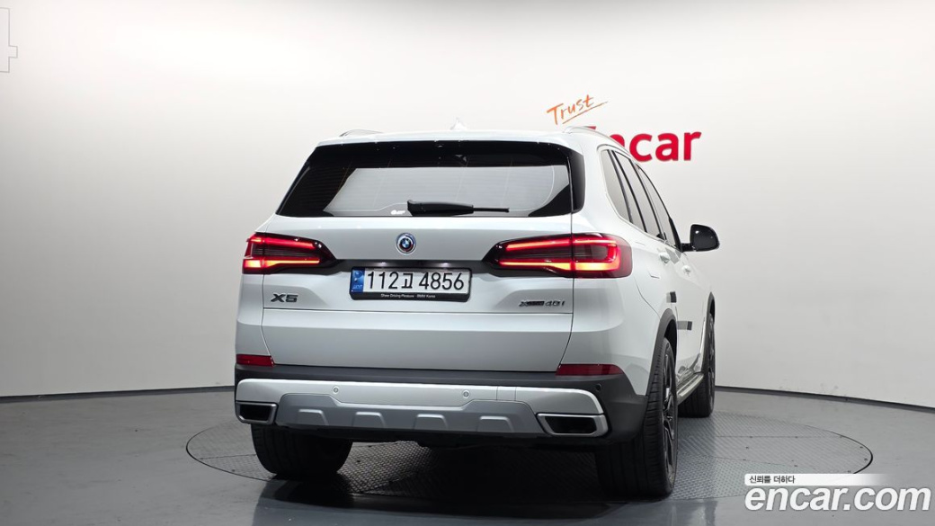 BMW X5 xDrive 40i xLine, 2022