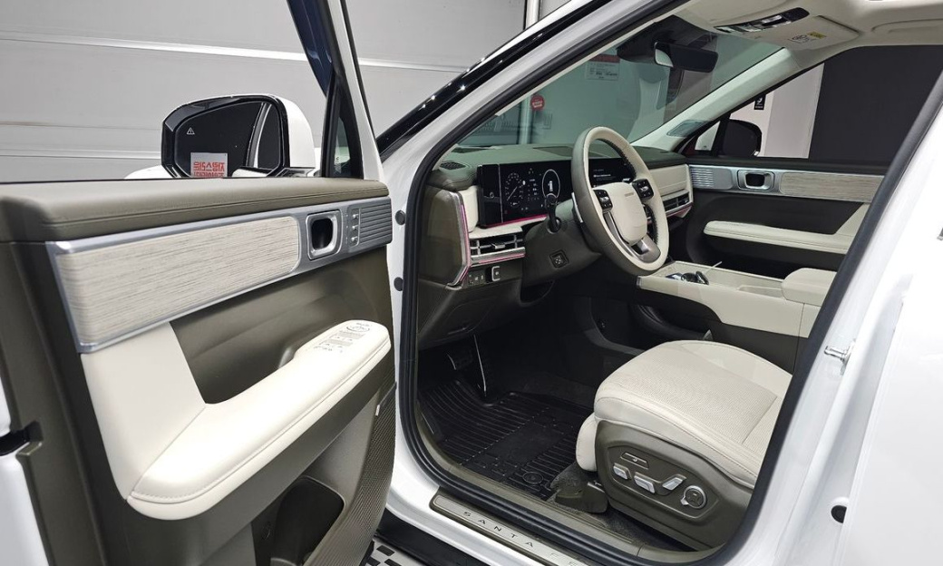 Hyundai Santafe Gasoline 2.5T 4WD, 2025