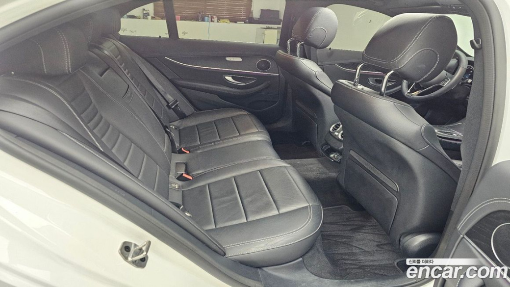 Mercedes-Benz E-Class E250 AMG Line, 2023