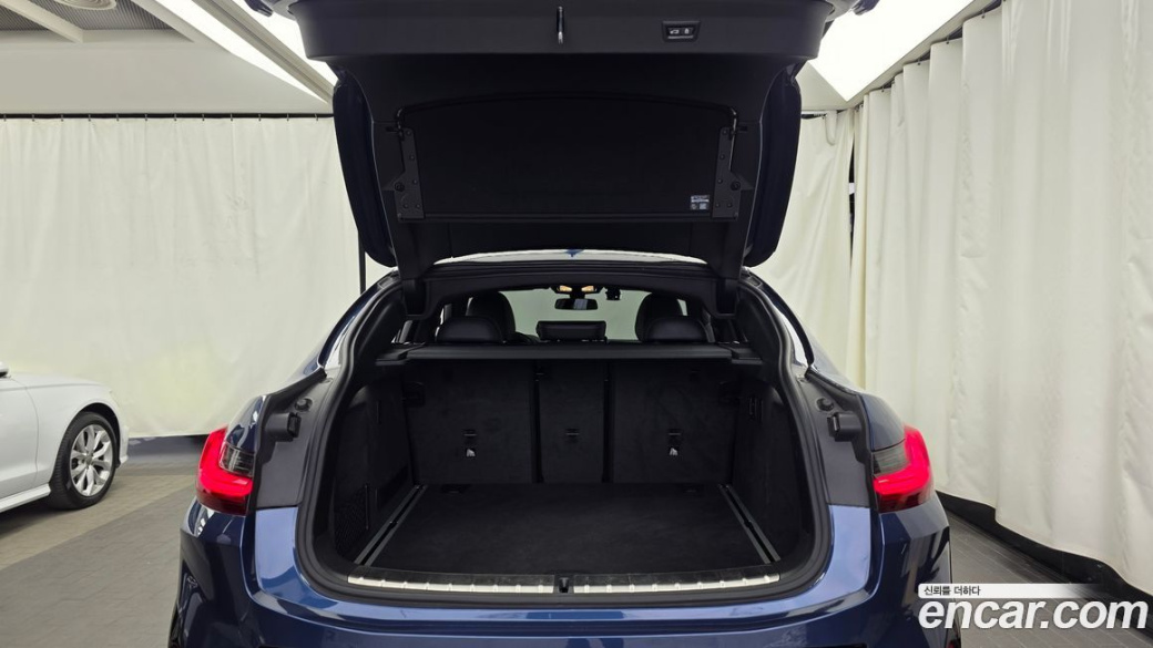 BMW X4 xDrive20i M Sports Pro, 2022