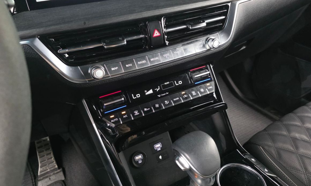 Kia Mohave Diesel 3.0 4WD 6-Seater, 2024