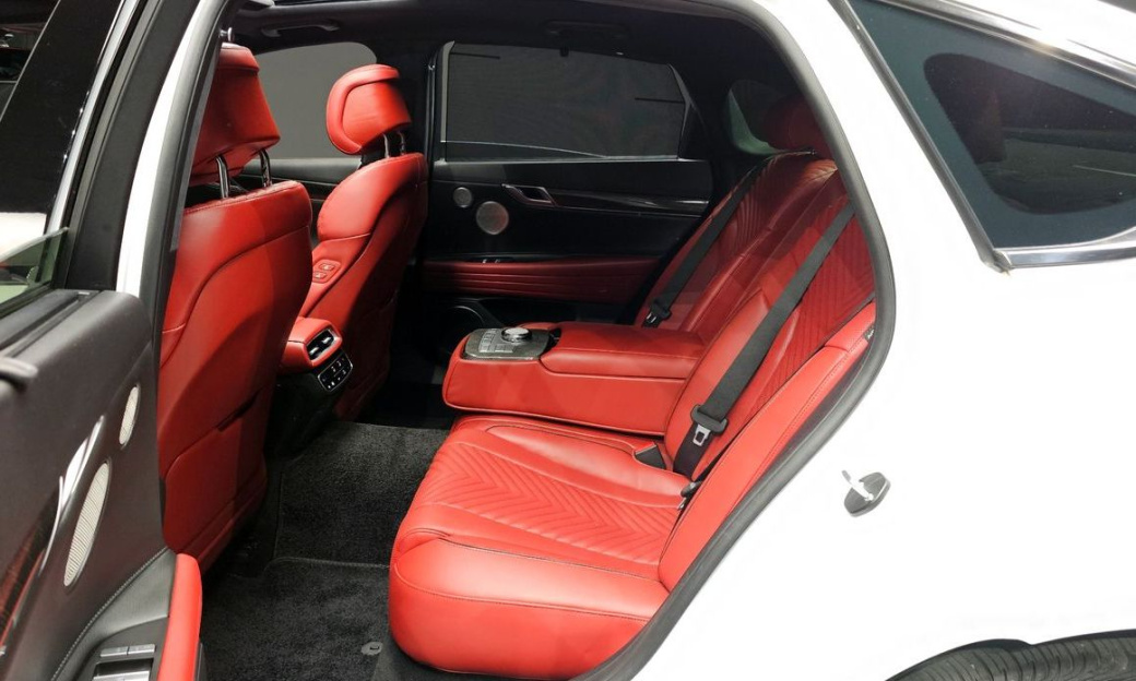Genesis G80 Gasoline 2.5 Turbo AWD, 2024