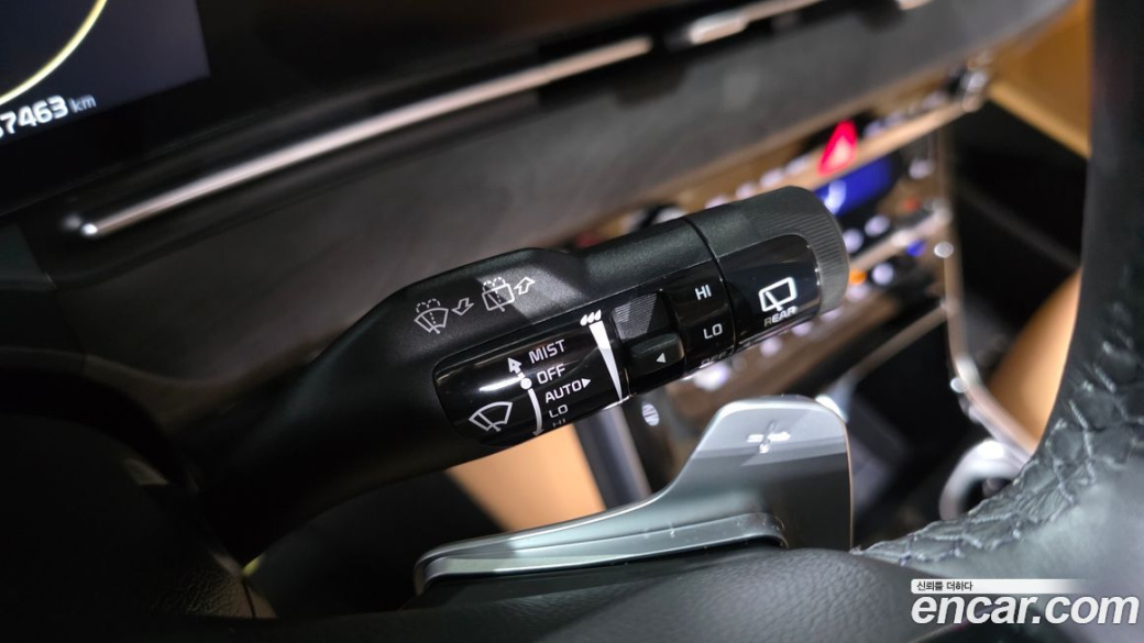 Kia Carnival 7-Seater Outdoor, 2023