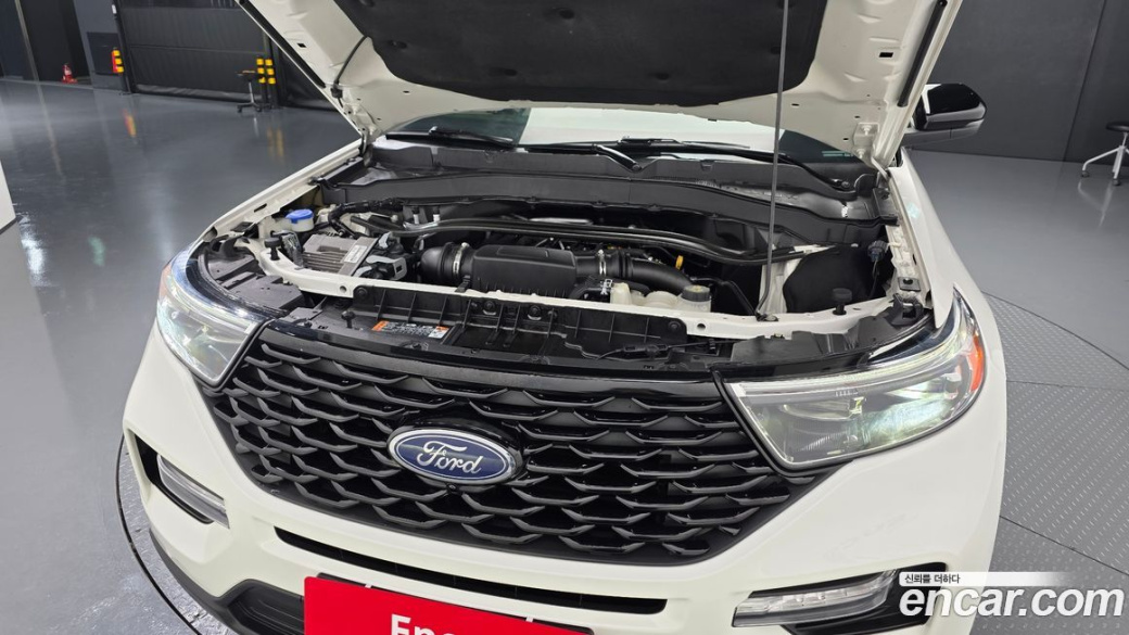 Ford Explorer 3.0 Platinum 4WD, 2022