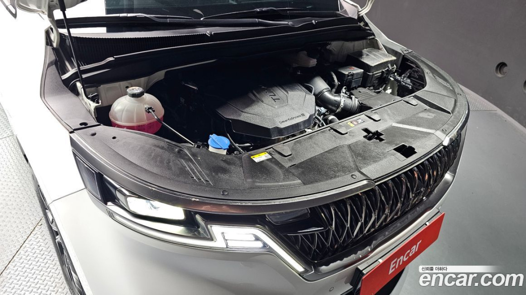 Kia Carnival 9-Seater Signature, 2023