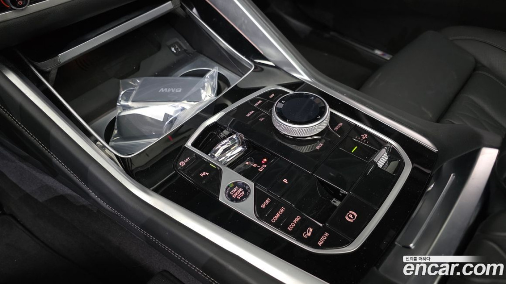 BMW X6 xDrive40i M Sport, 2025