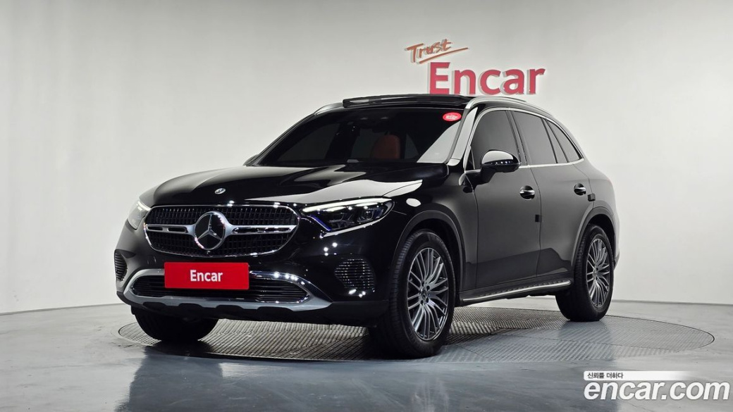 Mercedes-Benz GLC-Class GLC 300 4MATIC Avantgarde, 2025