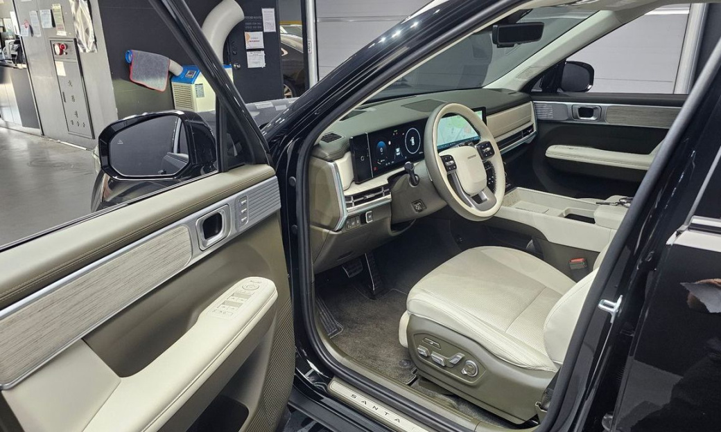Hyundai Santafe Gasoline 2.5T 2WD, 2024