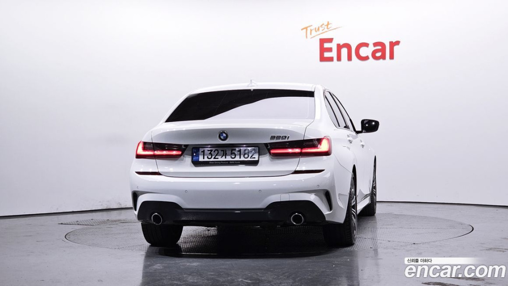 BMW 3-Series 320i M Sport, 2022