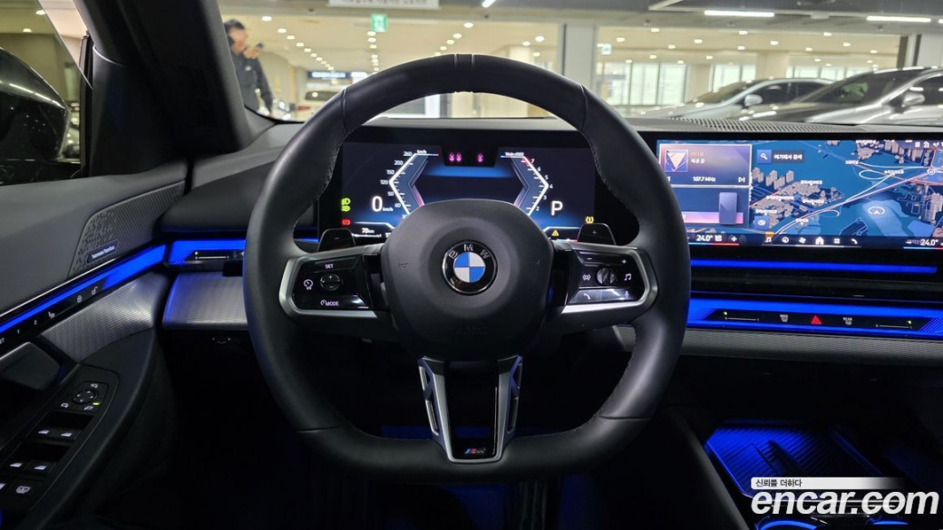BMW 5-Series 530i xDrive M Sport, 2025