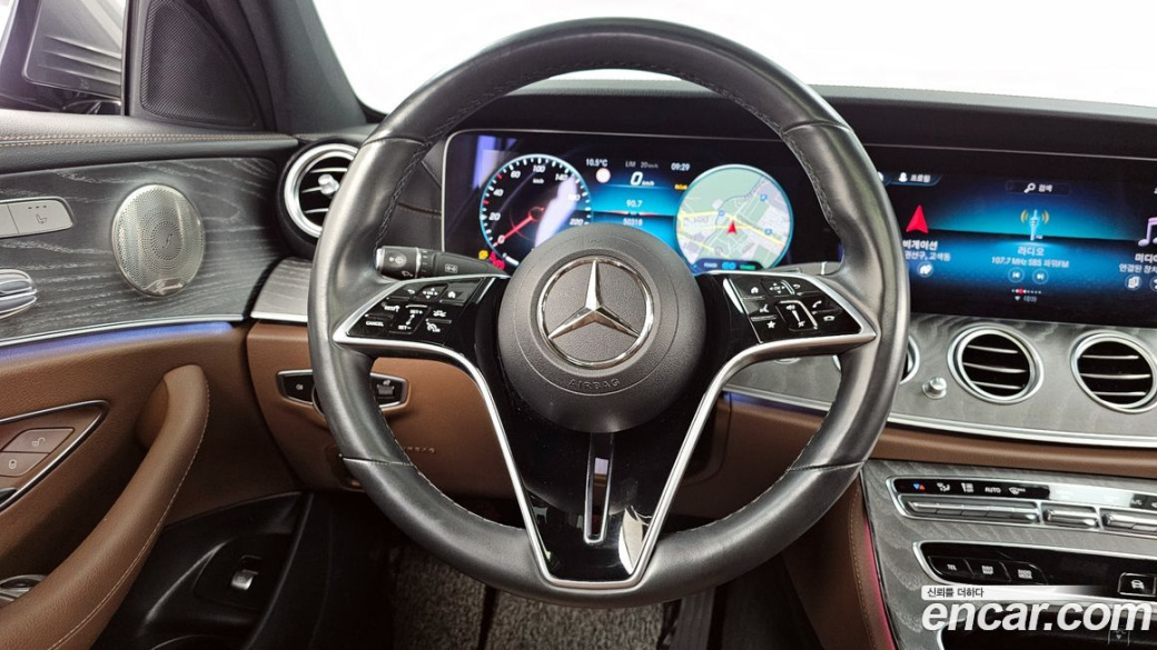 Mercedes-Benz E-Class E350 4MATIC Avantgarde, 2022