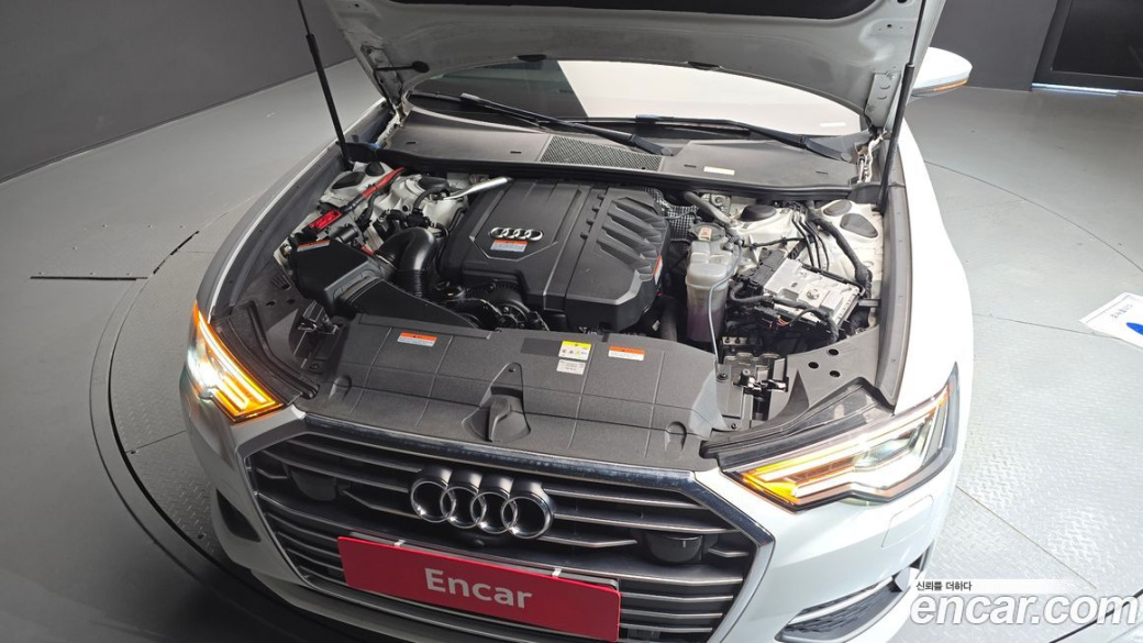 Audi A6 45 TFSI, 2023