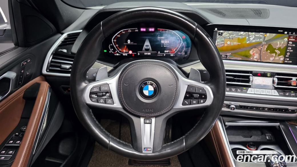 BMW X6 xDrive40i M Sport, 2022