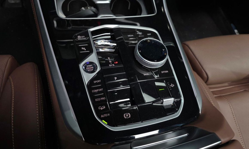 BMW X5 xDrive 40i M Sport, 2025