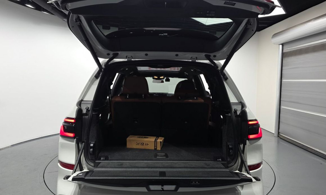 BMW X7 M60i xDrive M sport 6STR, 2024