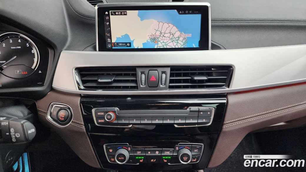 BMW X1 xDrive 20i M Sport, 2022