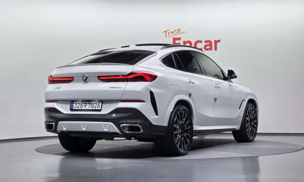 BMW X6 xDrive40i M Sport, 2024