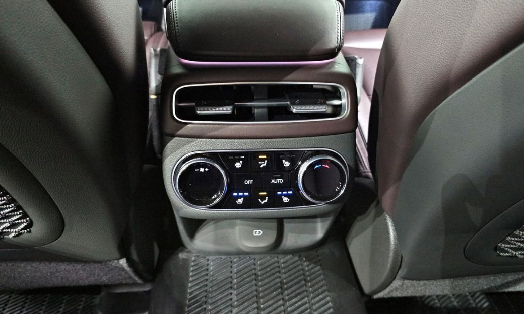 Genesis GV70 2.5T Gasoline 2WD, 2022
