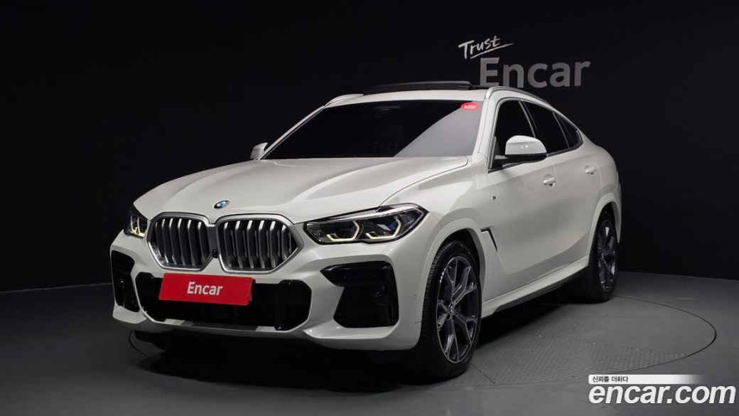 BMW X6 xDrive40i M Sport, 2023