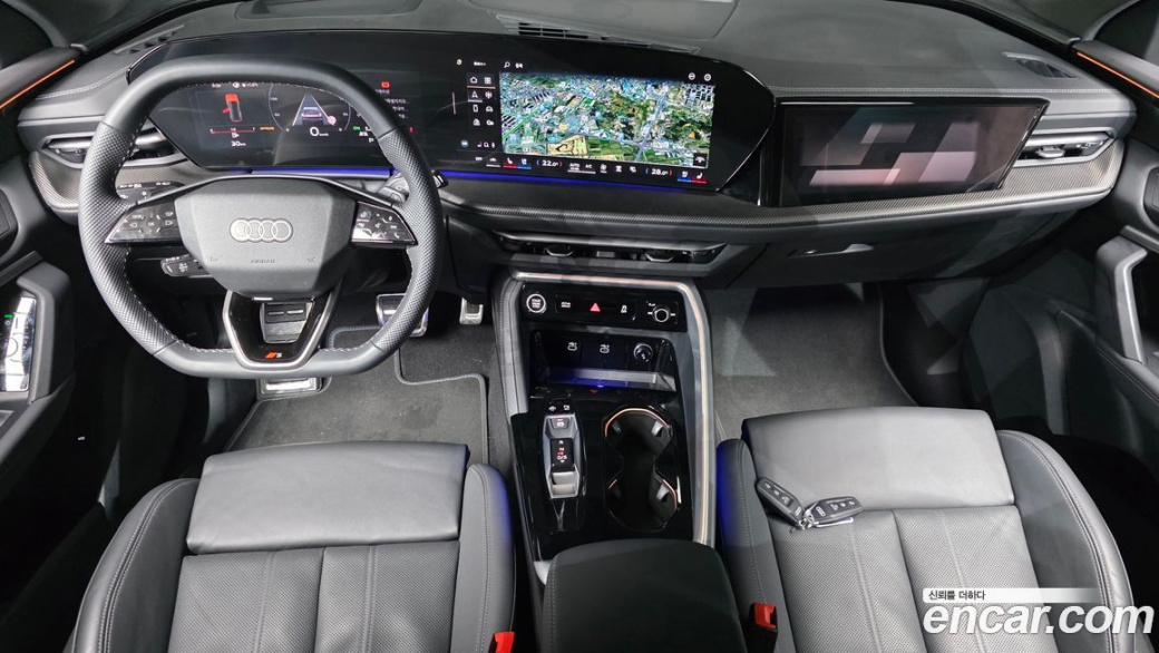 Audi Q5 40 TDI Quattro S Line Black Edition, 2025