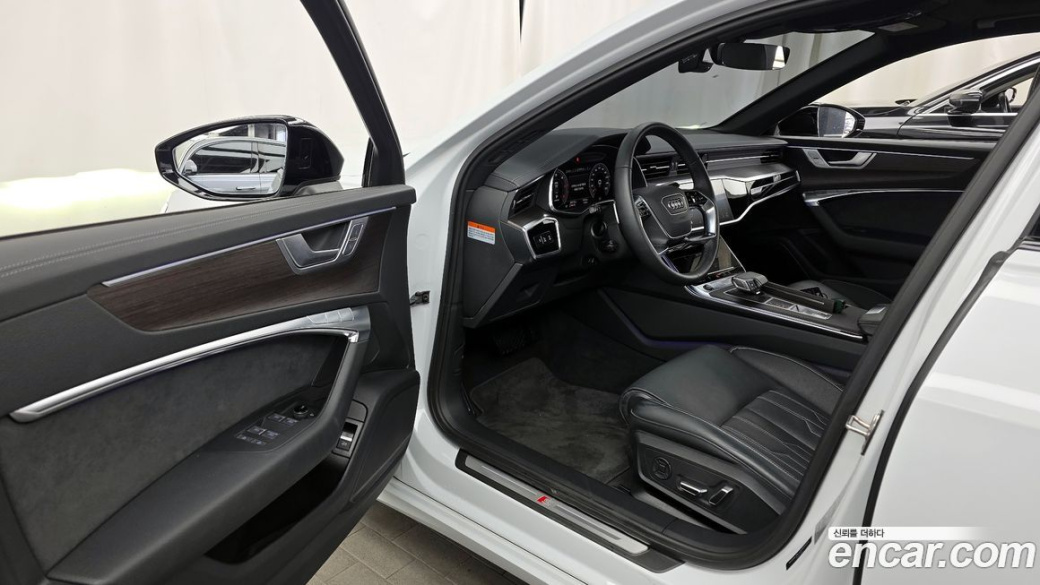 Audi A6 40 TDI Premium, 2025