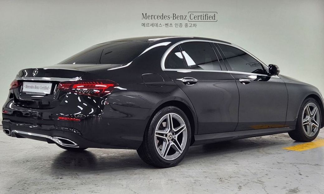Mercedes-Benz E-Class E250 AMG Line, 2023