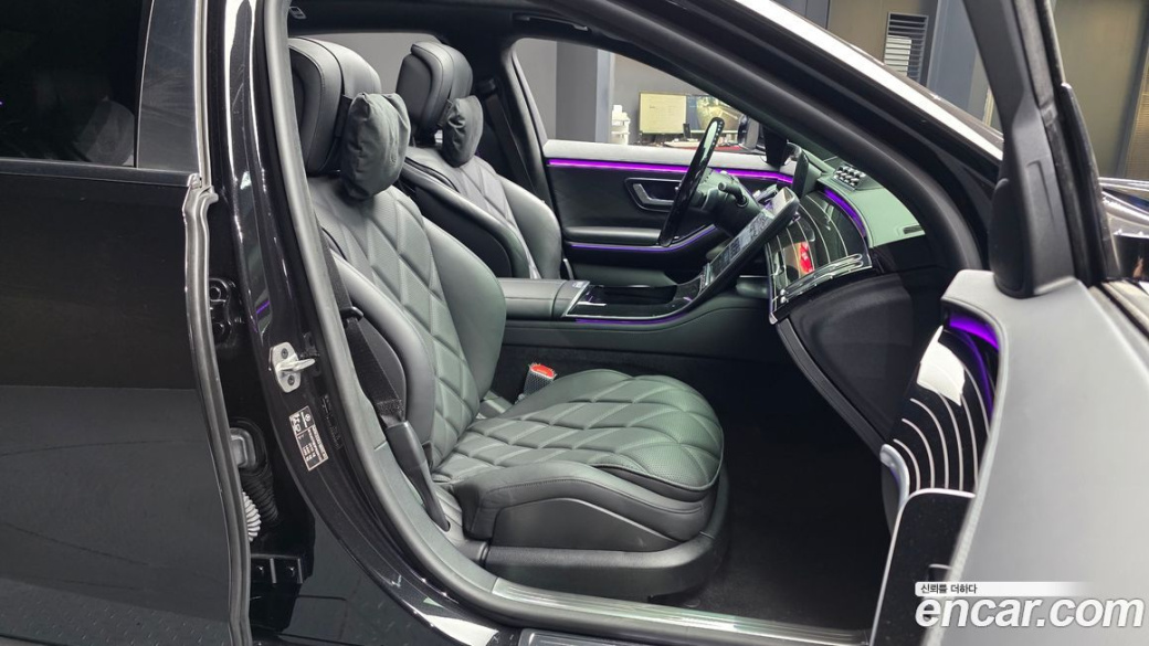Mercedes-Benz S-Class Maybach S580 4MATIC, 2023