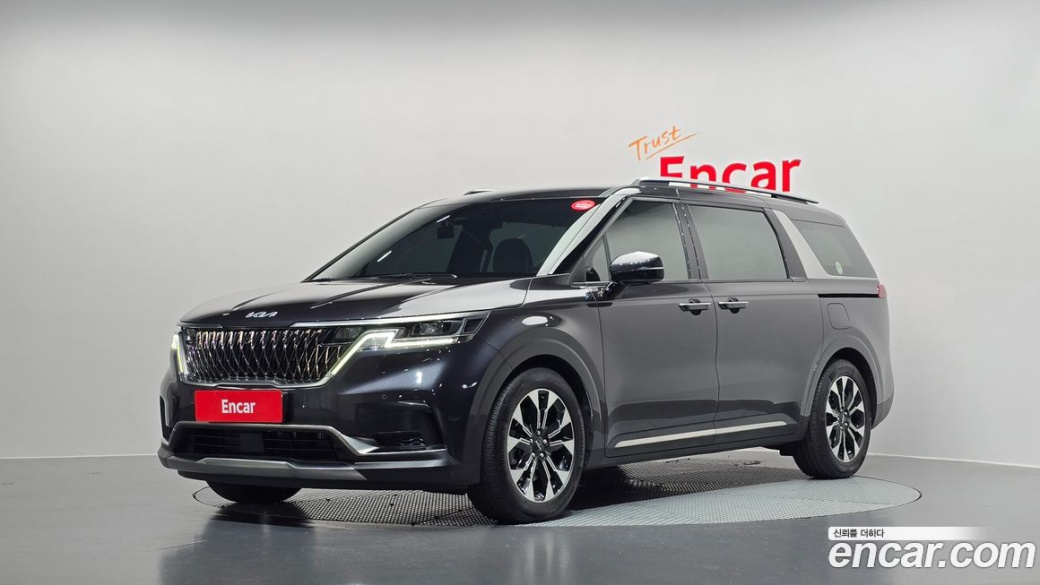 Kia Carnival 7-Seater Signature, 2022